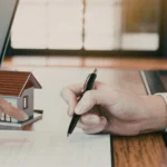 Signing business contract with lawyer in 2026